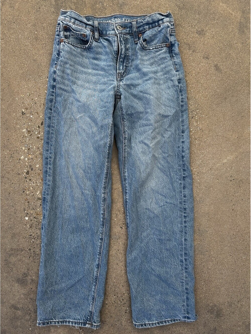 American Eagle Outfitters Strigid Mom Jeans Size 00 Denim Blue Jeans Lite Fade